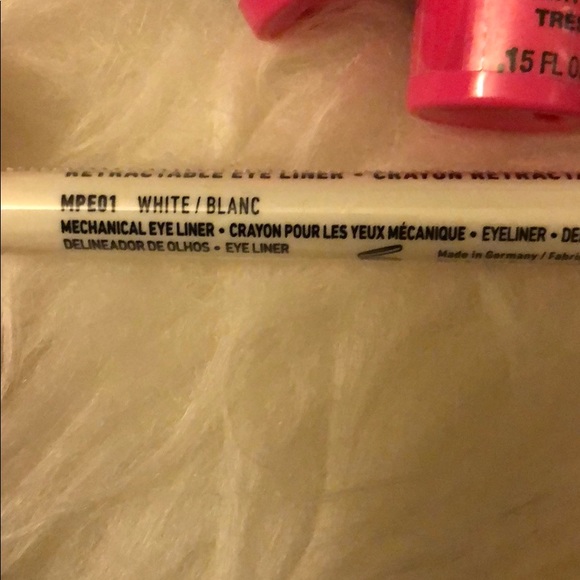 Bundle - Picture 4 of 4